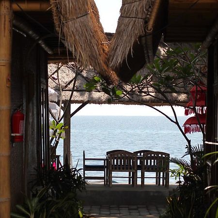 Beachouse Lovina Exterior photo