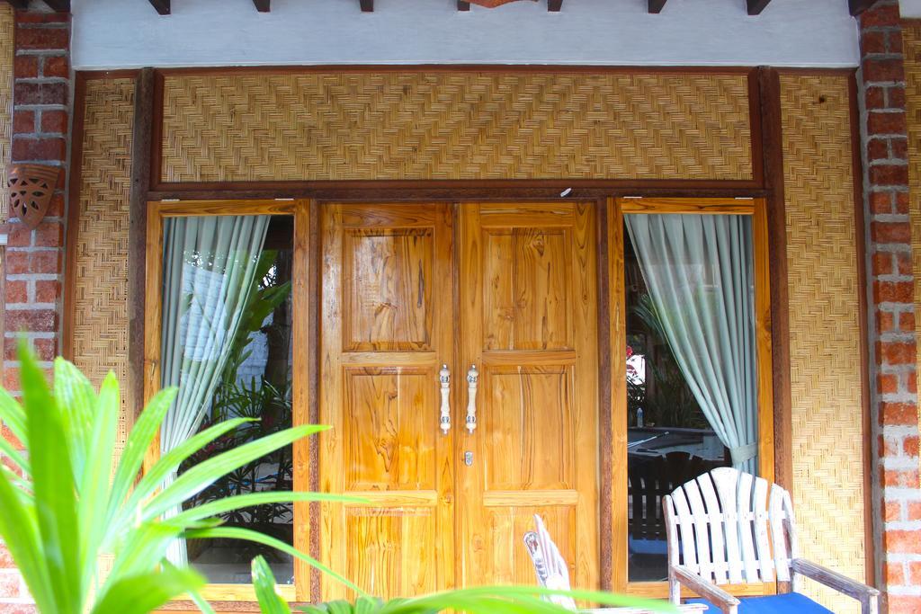 Beachouse Lovina Exterior photo