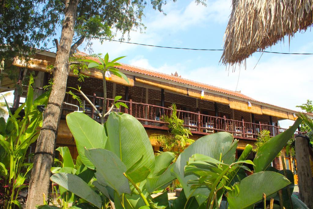 Beachouse Lovina Exterior photo
